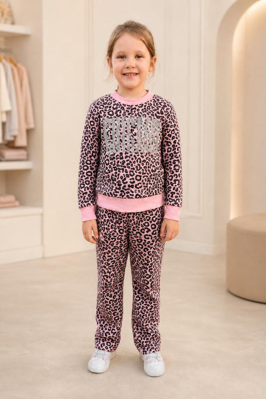 Rosa Leoparden Zweiteiler mit Statement-Print